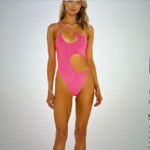 Riot Swim one piece blaise color hot pink size M ** NWT**